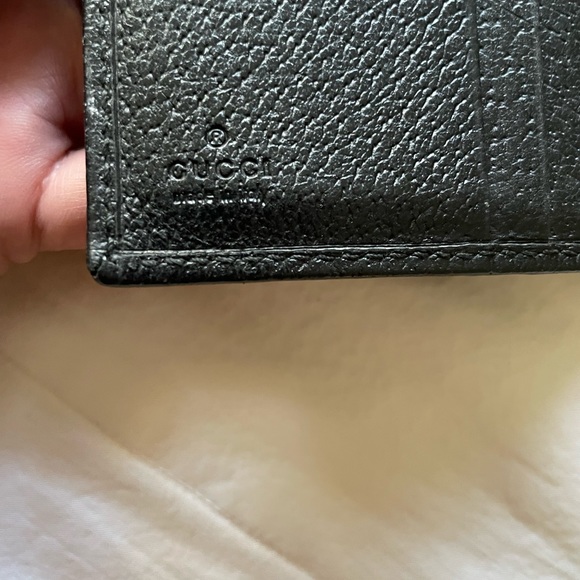 Black Gucci wallet. MINOR mark on front. See pics. - Picture 5 of 8